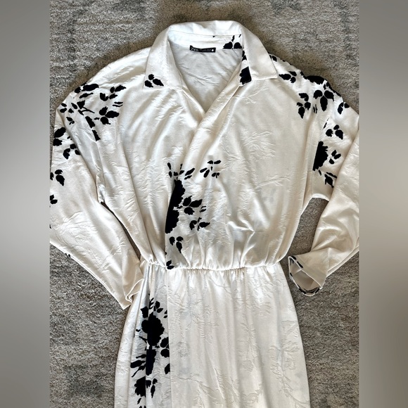 Zara Floral Midi Dress Size L - Picture 3 of 4